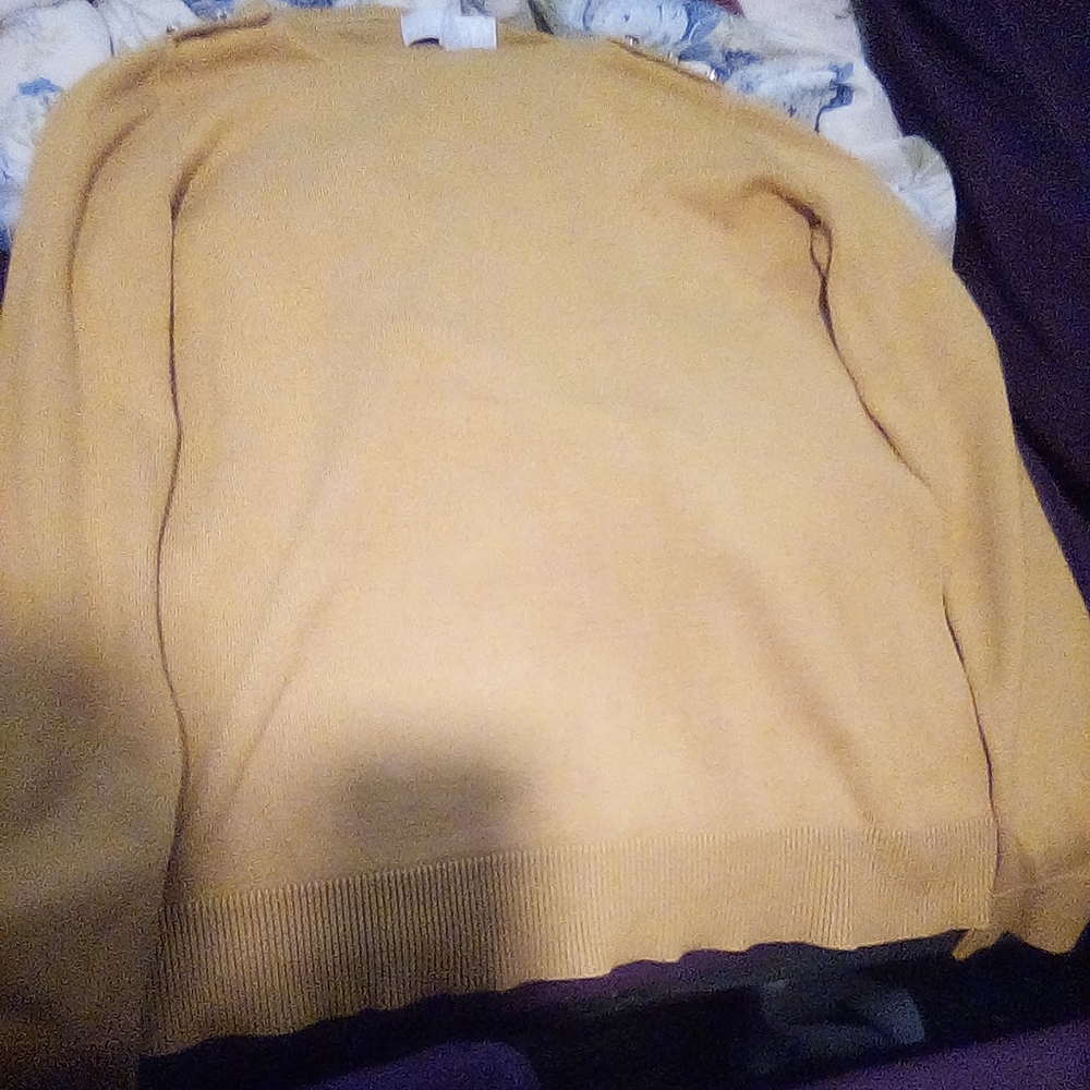 Woman's long sleeve